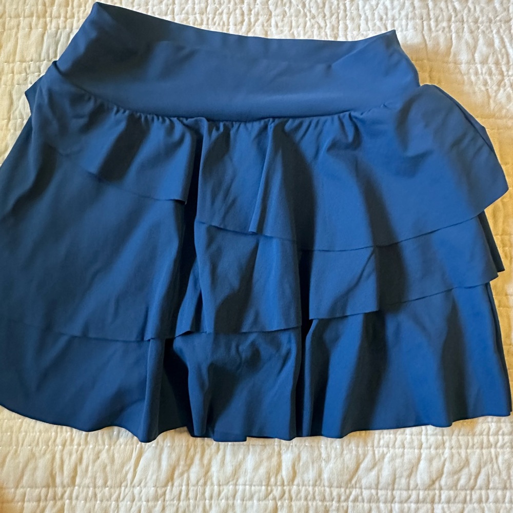 HALARA Elegant Teal Tiered Skort medium